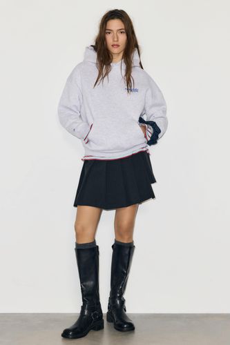 S/public/7b21/66d0/ee5d46aa8c12/22f9f28c0a29/03550313803-A3M/03550313803-A3M.jpg?ts=1764862203674" - Apparel & Accessories > Clothing > Shirts & Tops - Modalova