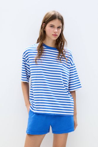 T-Shirt À Rayures À Manches Courtes - Pull&Bear - Modalova