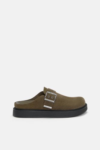 Sabots À Boucle En Cuir - Pull&Bear - Modalova