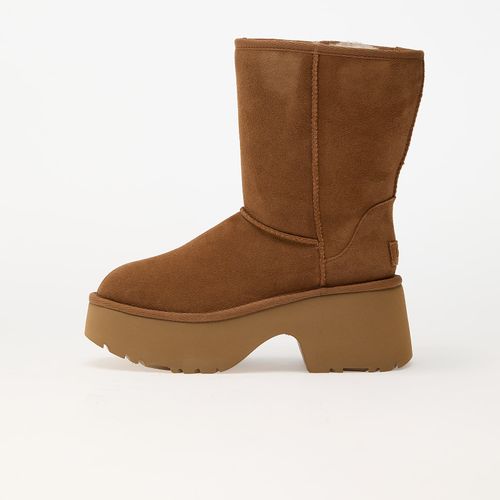 Baskets W Classic Short New Heights EUR 38 - UGG - Modalova
