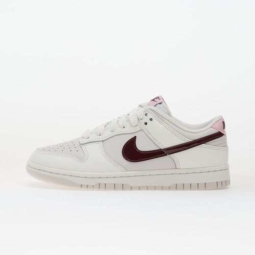 Baskets W Dunk Low / - EUR 47 - Nike - Modalova