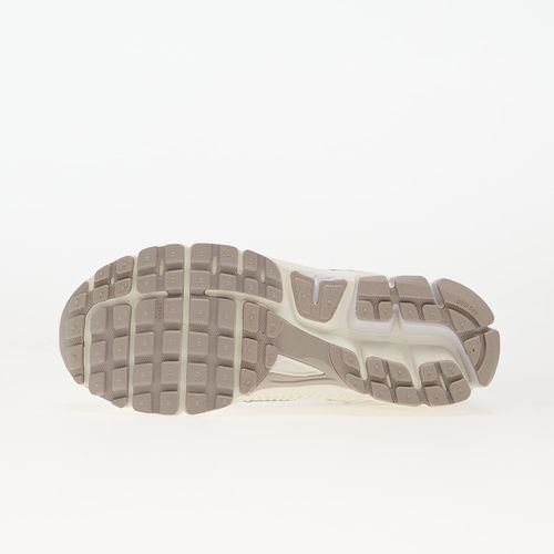 Baskets Zoom Vomero 5 / - EUR 40.5 - Nike - Modalova