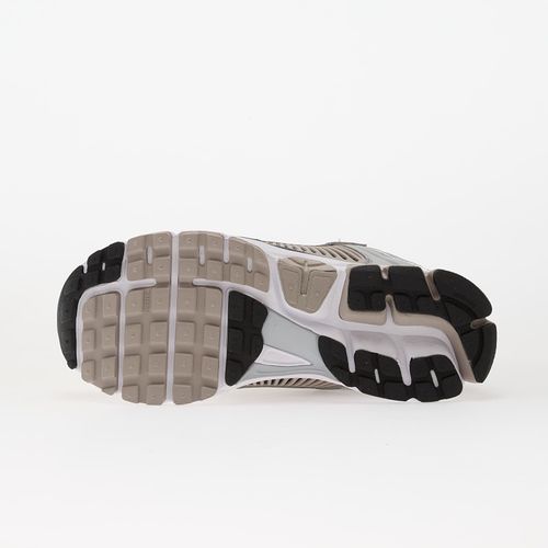 Baskets Zoom Vomero 5 / - EUR 40.5 - Nike - Modalova