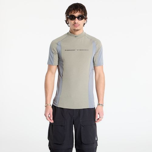 T-shirt Men's Dri-FIT Short-Sleeve Base Layer / / / XL - Nike - Modalova