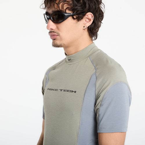 T-shirt Men's Dri-FIT Short-Sleeve Base Layer / / / XL - Nike - Modalova
