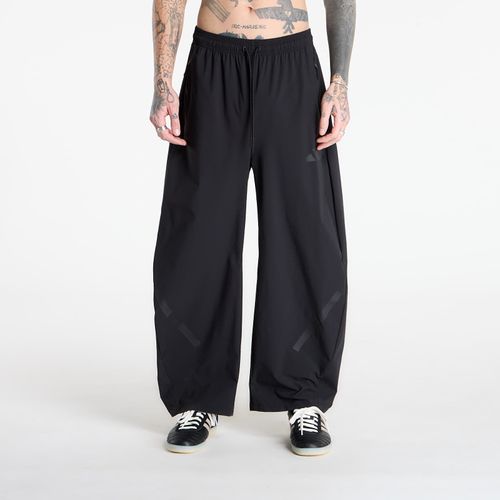 Pantalons adidas Z.N.E. Woven Pant XL - adidas Performance - Modalova