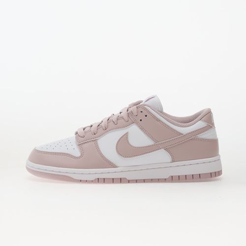 Baskets W Dunk Low / - EUR 38.5 - Nike - Modalova