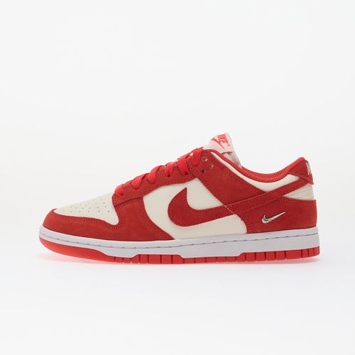 Baskets Dunk Low / -- EUR 42.5 - Nike - Modalova