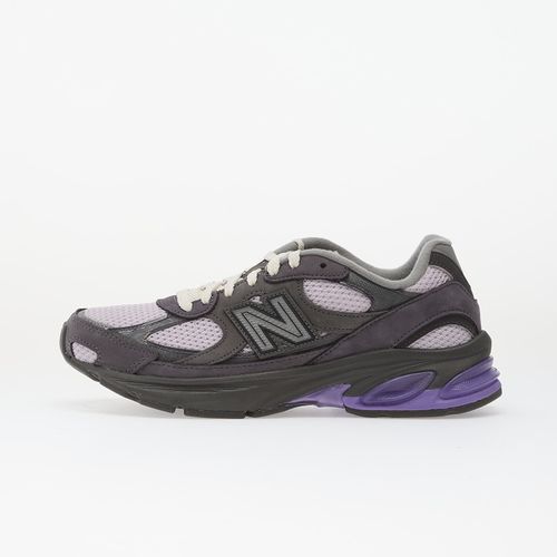 Baskets 2010 / / EUR 46.5 - New Balance - Modalova