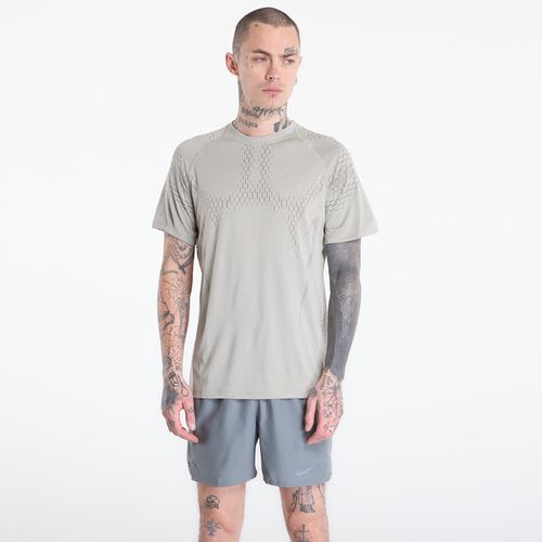 T-shirt Stride Plus Men's Dri-FIT ADV Short-Sleeve Running Top / / M - Nike - Modalova