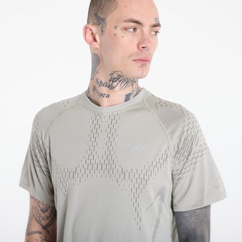 T-shirt Stride Plus Men's Dri-FIT ADV Short-Sleeve Running Top / / S - Nike - Modalova