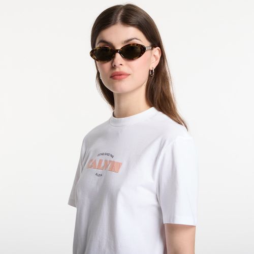 T-shirt Jeans Ss Classic Resort Calvin Logo Tee L - Calvin Klein - Modalova