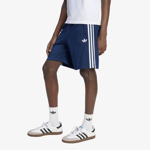 Short adidas Firebird Shorts M - adidas Originals - Modalova