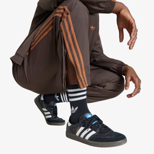 Pantalons adidas Firebird Woven Pants L - adidas Originals - Modalova