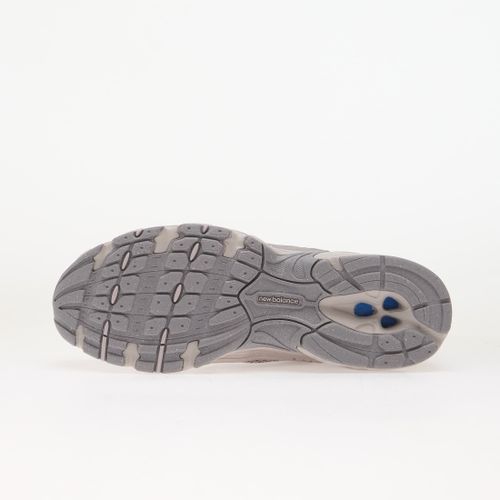 Baskets 530 Tffle Salt/ Tffle Metallic/ EUR 6.5 - New Balance - Modalova